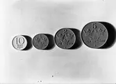 Konsum Alfa. Mynt 1; 2; 5-öres kopparmynt. 10 öres mynt
