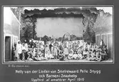 Nelly van der Linden van Snelrewaard: Pelle Snygg och Barnen i Snaskeby. Uppförd af amatörer April 1910. Barnsångspel i fyra akter, översatt från holländskan










