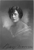 Betty Nansen. Född 1873, död 1943. Dansk skådespelare och teaterledare. Uppträdde i både drama och komedi. Filmdebuterade i Danmark 1909 och i Hollywood 1914. Hon var ledare för Betty Nansen-teatret på Fredriksberg 1917-43