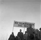 Arbetartåget.  Första maj-demonstration 1948. Arbetarbladet.