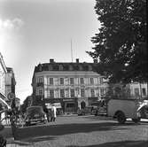 Norra Kansligatan i centrala Gävle. År 1948.