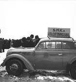 År 1937. Gefle-Dala Travbana. Häst. Reportage för Gefle Dagblad
S. M. K:s utlottningsbil