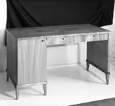 Skrivbord. Augusti 1945. Möbelproduktion AB. Upphörde 1992, startade 1899 som Gefle Möbelsnickares Produktionsförening u.p.a, med snickarverkstad vid Södra Kungsgatan 27. Firman utökades 1915, den blev aktiebolag på 1930-talet och flyttades till Södra Kungsgatan 3, nästan hela kvarteret med verkstäder, lager, försäljnings- och utställningslokaler. Efter Söders sanering fick MP nya lokaler vid Södra Kungsgatan. Företaget flyttade på 1980-talet till nytt möbelvaruhus i hörnet Södra Kungsvägen-Österbågen i Hemlingby.
MP sålde möbler, textilier och hade inredningsarkitekter anställda för uppdrag till bland andra lasaretten i Gävle, Ljusdal och Hudiksvall samt statliga och kommunala verk.
