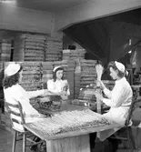 Interiör från Gävle Makaronifabrik, Södra Centralgatan 27, Gävle. 22 februari 1946.