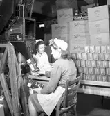 Interiör från Gävle Makaronifabrik, Södra Centralgatan 27, Gävle. 22 februari 1946.