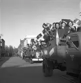 Solstickans tändstickor, tåg genom staden. 24 april 1949.