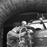 Allas Veckotidning, frk. Westergrens reportage med Gävleungdom. 20 april 1949. B. Westegren, M. Forslund m.fl.