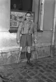 Fransman med benprotes. 26 oktober 1949. Reportage för Gefle Dagblad.