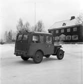 Jeep personbil med registreringskylt U 6836. 1947. Kungliga Vattenfallsstyrelsen Förrådskontoret, Stockholm C.