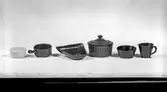Husgeråd, uppläggningsservis. Den 16 januari 1962
Bobergs Fajansfabrik AB.
