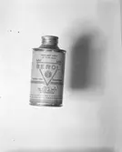 Malmbergs startades 1905 av Elof Malmberg. Blev en av Sveriges ledande producenter av artiklar för idrott, jakt, fiske, skytte och friluftsliv. På bilden Berol 