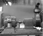 AB Skoglund & Olson. Gefle. Gjuteri och Mekanisk Verkstad. Känt för bland annat järnspisar och leksaker. Företaget startades 1874 av Erik Gustaf Skoglund och Axel Olsson. Firman blev aktiebolag 1914 och hade på 1930-talet cirka 260 anställda i produktionen och ett 30-tal på kontoret.
