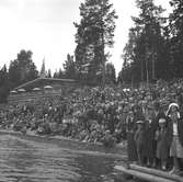 Furuvik, Sandvik. Den 14 april 1953. Premiär på badsäsongen