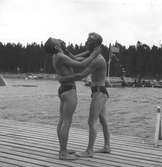 Furuvik, Sandvik. Den 14 april 1953. Premiär på badsäsongen
