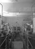 Koldioxinanläggningen, koldioxid användes vid blekning av sulfatmassa. Den 18 juli 1953. Korsnäs AB är ett av Sveriges ledande skogsindustriföretag som tillverkar kartong, säck- och kraftpapper, fluffmassa till hygienprodukter och sågade trävaror.