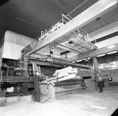Interiör på pappersbruket. Korsnäs AB. Den 9 september 1961
