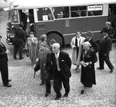 Buss till folkparken. 100 -årsjubileum. 1855-1955. Korsnäs AB.