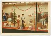 Julskyltning med  barntema i Domus fönster, 1967.