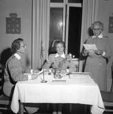 Ädla stenar.
7 oktober 1955.