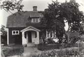 Festlighet i trädgården i Össebo 1926. Teli Klingstedt.