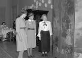 Maja Sandler. Besök av Engelska Röda Korssystrar.Den 31 september 1949