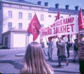 Första maj, med demonstration mot Vietnamkriget vid Fängelsetorget i Västervik.