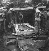 Från utgrävningarna av Björkebåten.
Arbeterna påbörjades 11 maj 1948.