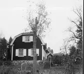 Skarpskytteföreningens gård. (f.d.Erik Sehlbergs gård)
