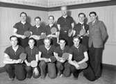 Bordtennisspelare, Borgen. Foto i februari 1943.
Statsmatch 10 manna lag.

Övre raden från vänster:
