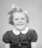 Flickan Ederyd, Sikhjälma, Enbo.
(Märta Ederyd)
