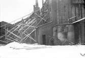 Byggnadsställning vid sintringsverket. Foto den 2 februari 1946.