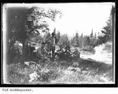 Siksjö. Vid middagsrast.