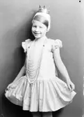 Flickan Perjes som prinsessa
