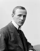 Herr Berglund, Södra Strandgatan 10, Gävle. April 1917





