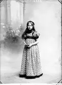 Pousettes flicka. December 1897







