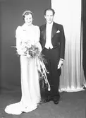 Märta och Viktor Svensson, Storgatan 13, Härnösand. Den 21 november 1937
