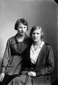 Nord Olga med väninna