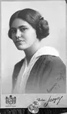 Carina Rolf. 1914. Atelier: Jaeger, Stockholm.
