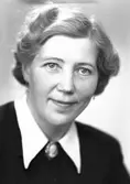 Ester Lundros
