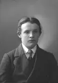 E. Hult