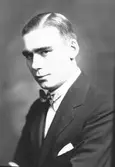 Söderström
