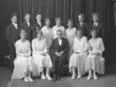 Pastor Einar Rimmerfors med läsbarn.