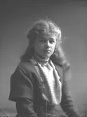 Inez Larsson. Hovfotograf Carl Larssons dotter

