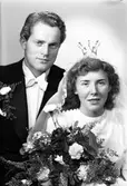 Brudparet Sandberg, Häcklinge Skola, Södra Valbo. 14 oktober 1944.


