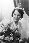 Karin Liljegren, Bokbindarvägen 78, Hägerstensåsen, Stockholm. 11 november 1944.