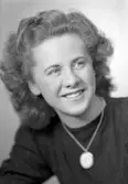 Fröken Maja Wickström, Brunnsgatan 41, Gävle.           2 december 1944.