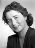 Elsy Eriksson, Staketgatan 63, Gävle. 5 december 1944.