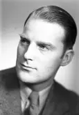 Herr Sture Ahrenby, Drottninggatan 57, Gävle.            14 december 1944.