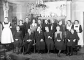 Gruppfotografi från Gävle Vilohem, Tegnervägen 3, Gävle. 15 januari 1945.