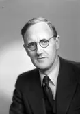 Rektor Sven Garberg, Västra Ringvägen 15, Gävle. 26 maj 1945.